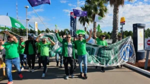 Tensión en una manifestación del gremio de Empleados de Comercio en el shopping de Bahía Blanca